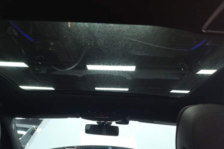 Used Mercedes-Benz E-Class 2022 E 300 L Sporty and Stylish Model Headliner