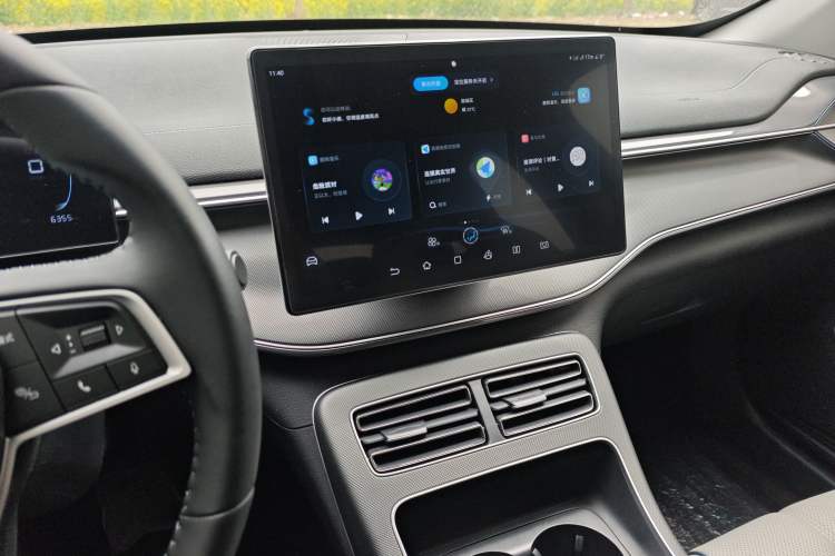 Used BYD Destroyer 05 2024 HONOR Edition DM-i 55KM Luxury Model Audio And AC Panel