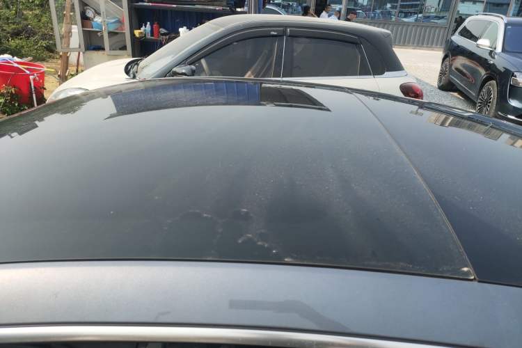 Used ORA Lightning Cat 2022 555 km Luxury Edition Roof