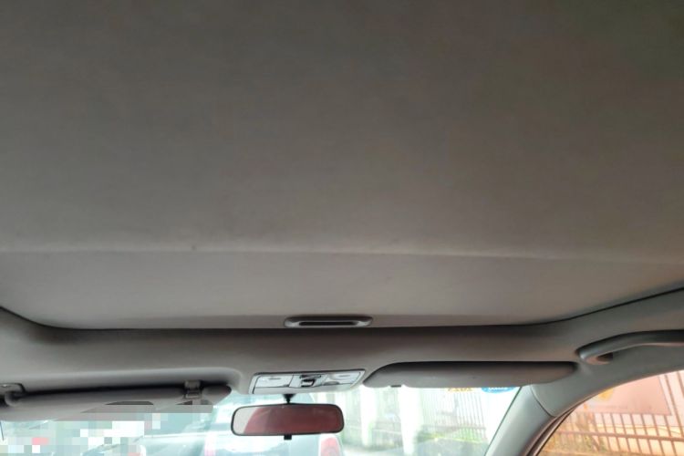 Used Hyundai Verna Ray 2014 1.4L Automatic GLX Headliner