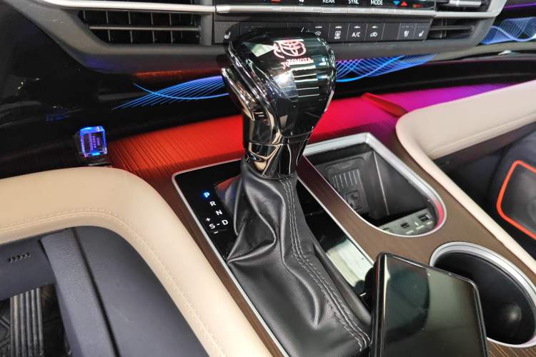 Used Toyota SIENNA 2024 2.5L Hybrid Comfort Edition