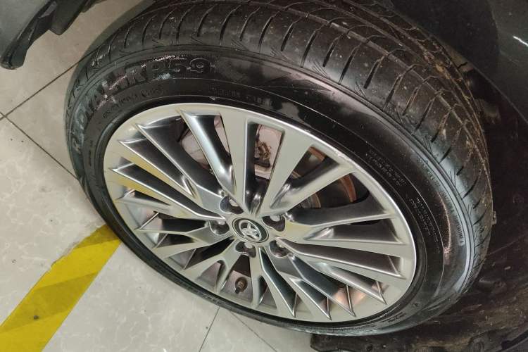 Used Toyota Camry 2019 Revised Version Dual-Engine 2.5 HG Luxury Edition