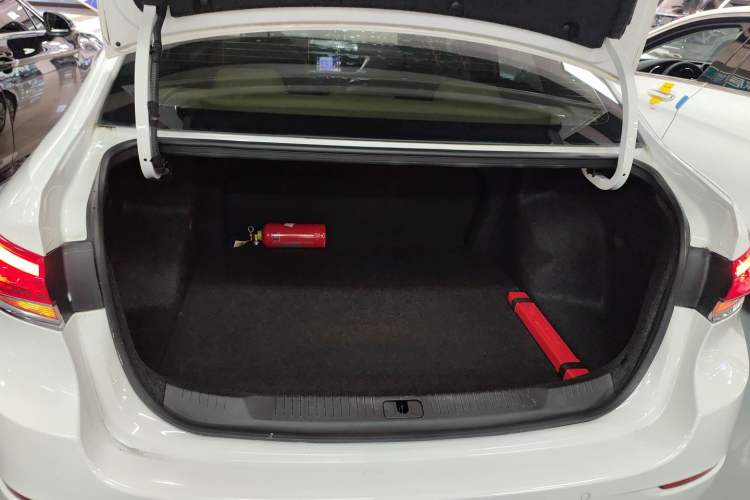 Used Buick GT 2021 Exemplar 1.5L Automatic Elite Version Trunk