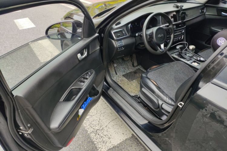 Used Kia K5 2016 2.0L Hybrid GLS Driver Seat