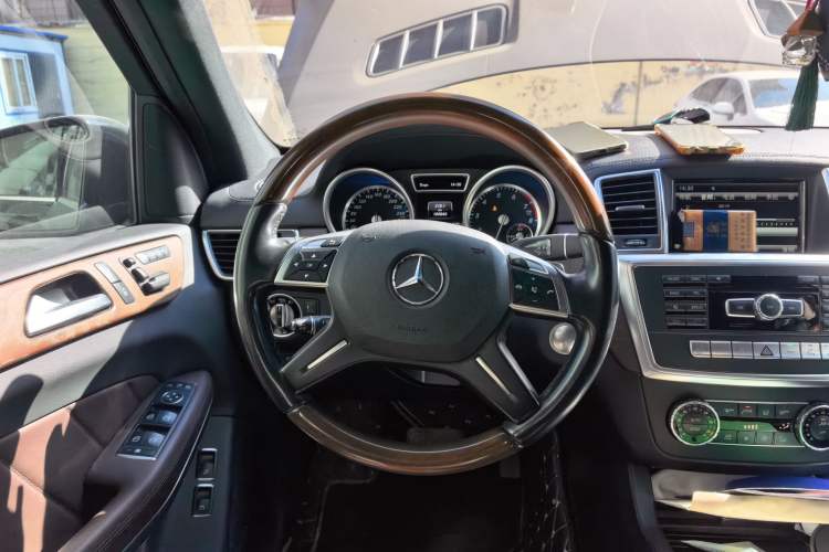Used Mercedes-Benz GL-Class 2015 GL 500 4MATIC