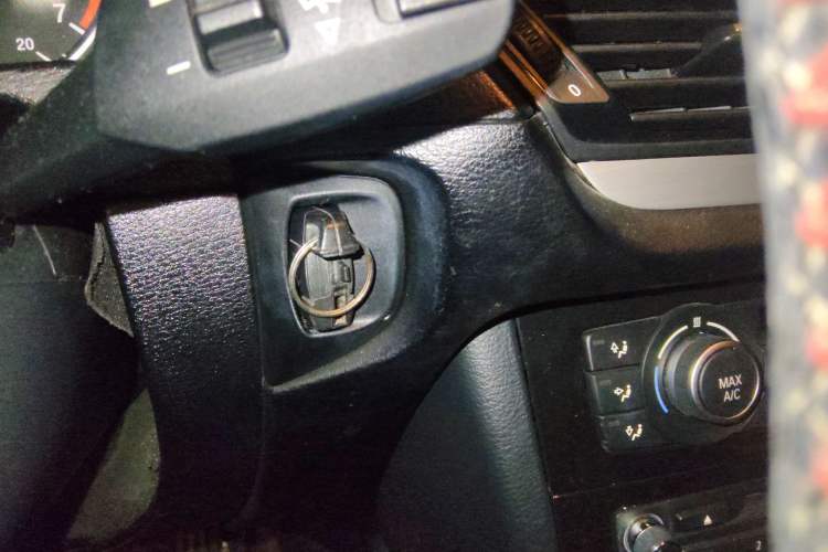 Used BMW X1 2013 sDrive18i Leading Model