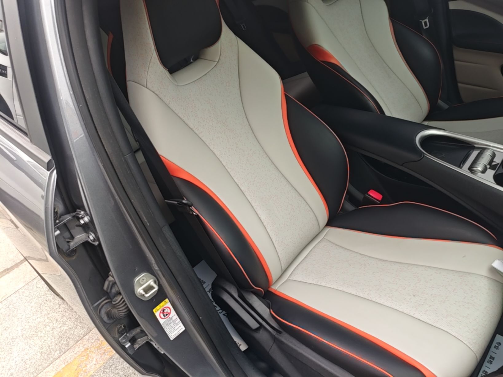 BYD Dolphin 2021 405 km Fashion Edition — снимка 19