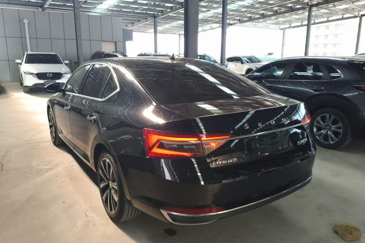 Used Skoda Superb 2024 TSI280 DSG Luxury Edition Rear Left 45 Deg