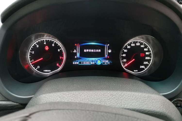 Used BYD Surui 2015 Revised Version 1.5L Automatic Luxury Edition

