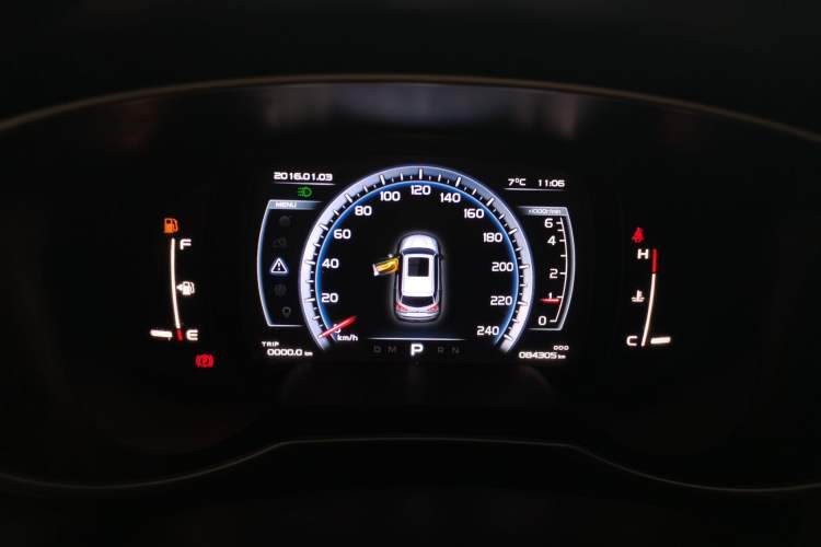 Used Geely Auto Emgrand X7 Sport 2016 1.8TD Automatic Smart Connectivity Version Instrument Cluster
