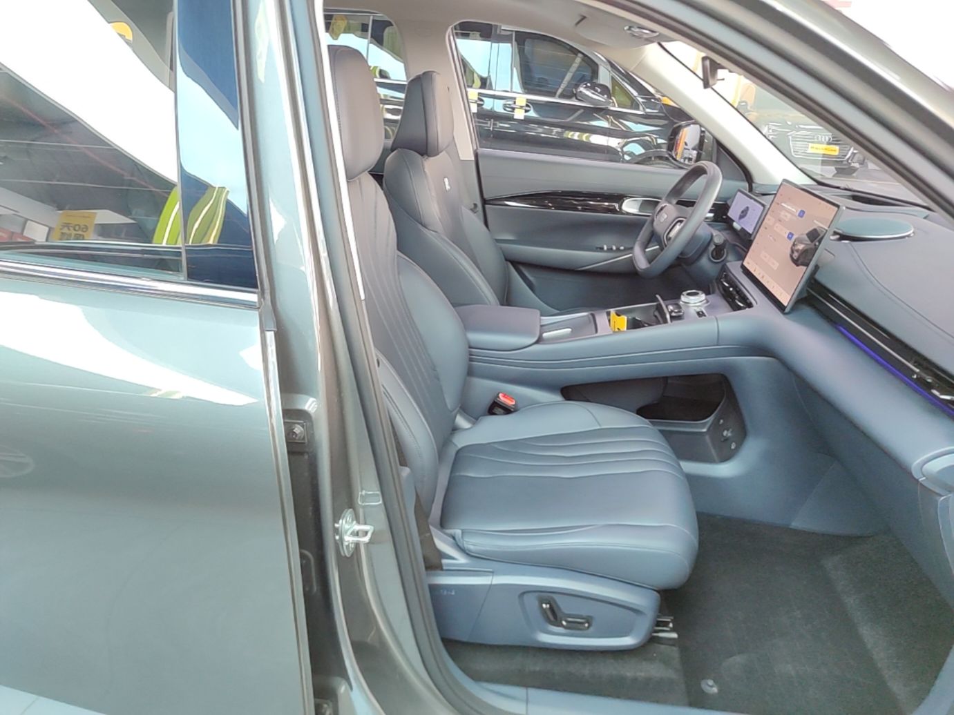 Geely Galaxy E5 2026 Model 610km Exploration+ Edition — снимка 19