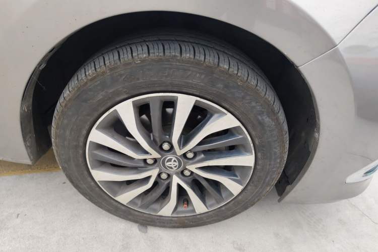 Used Toyota Corolla 2018 Dual-Engine 1.8L E-CVT Smart Edition