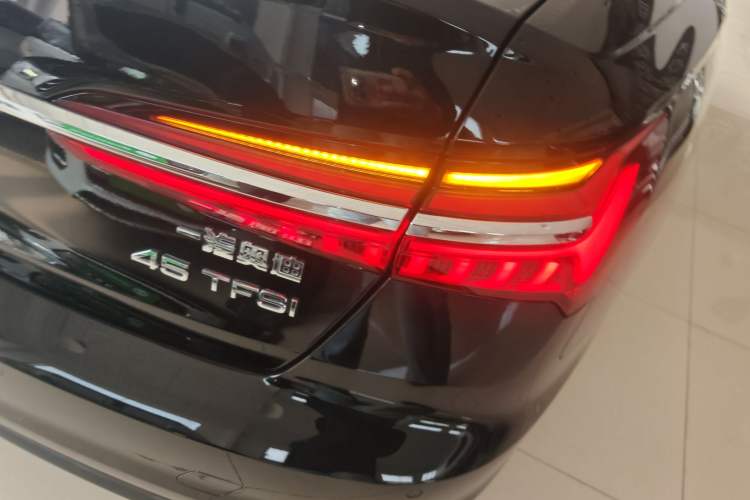 Used Audi A6L 2022 40 TFSI Luxury Prestige Edition
