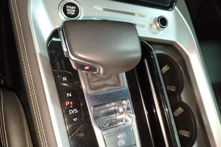 Used Audi Q6 2024 45 TFSI quattro Qiyun Edition Flying Rider Package 6 Seats