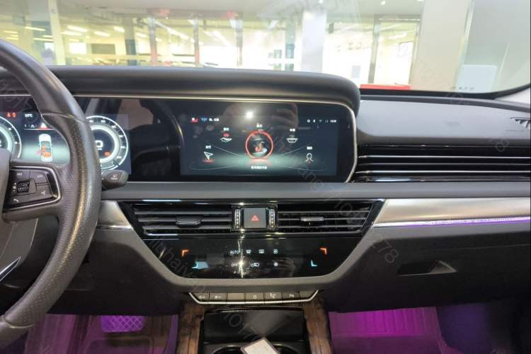 Used Hongqi HS5 2022 Revised Version 2.0T Smart Connect Flagship Edition Audio And AC Panel