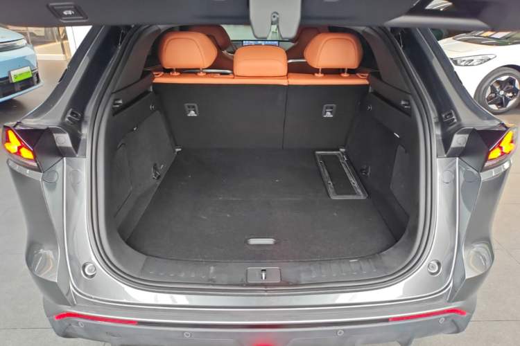 Used Deepal S07 2023 200Max Range-Extended Version Trunk