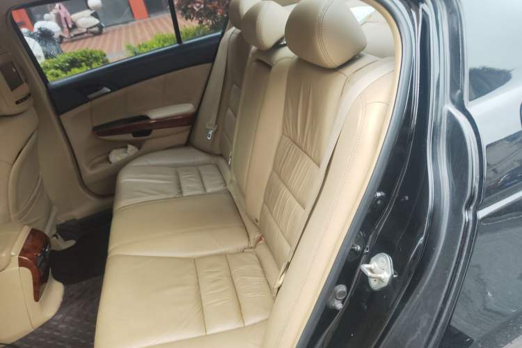 Used Honda Accord 2011 2.0L EX