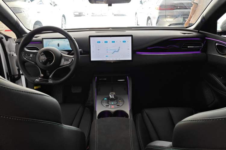 Used BYD Seal 06 New Energy 2024 DM-i 80KM Prestige Model Center Console