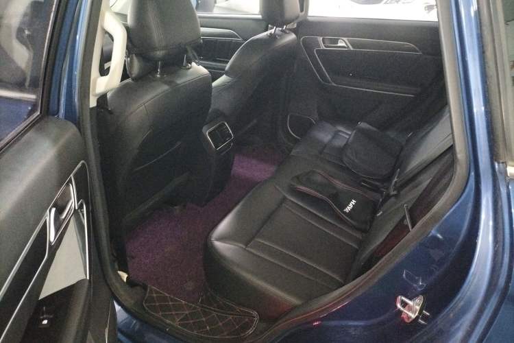 Used Haval H6 Coupe 2017 Red-Label 2.0T Automatic Two-Wheel Drive Urban Model