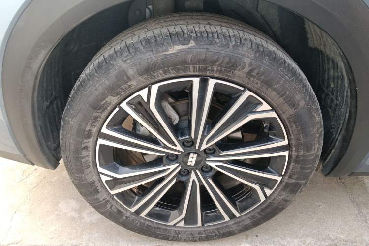 Used Geely Galaxy Galaxy Xingjian 7 EM-i 2025 120km Flagship Edition
