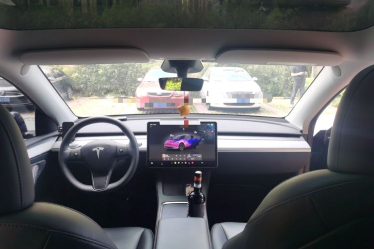 Used Tesla Model Y 2024 Rear-Wheel-Drive Version Headliner