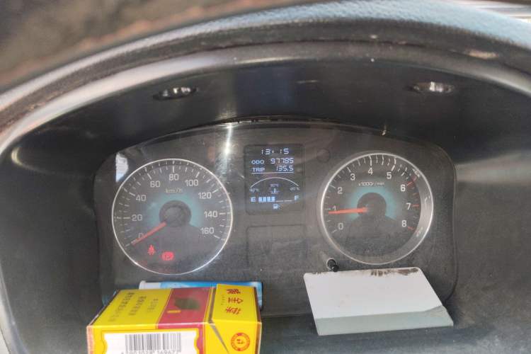 Used Jinbei New Hiace X30L 2016 1.5L Wealth Edition Van DLCG14 Odometer Close Up