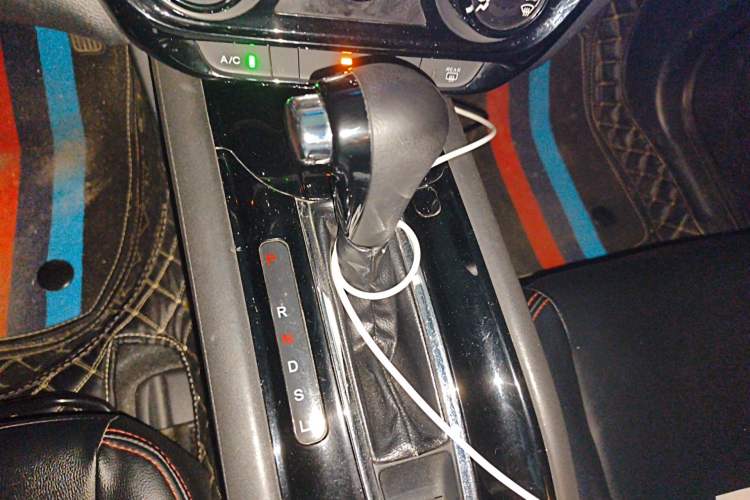 Used Honda Vezel 2015 1.5L CVT two-wheel drive Comfort trim