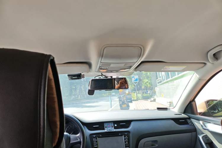 Used Skoda Octavia 2015 1.6L Automatic Eado Edition