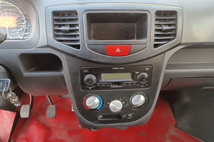 Used BAIC Weiwang 306 2016 1.2L Basic Version 7 Seats A12 China IV Emission Standard