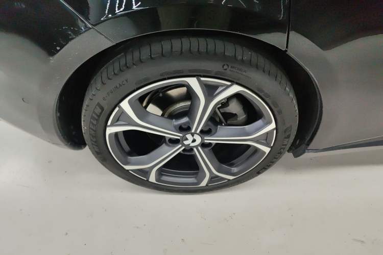 Used Nio ET5T 2024 75kWh Touring Right Rear Wheel Hub