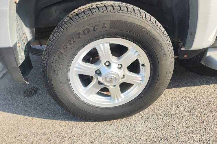 Used Great Wall Wingle 6 2017 2.4L Gasoline Two-Wheel Drive Elite Version 4G69
