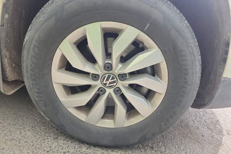 Used Volkswagen Tharu 2021 280TSI Two-Wheel Drive Trend Edition
