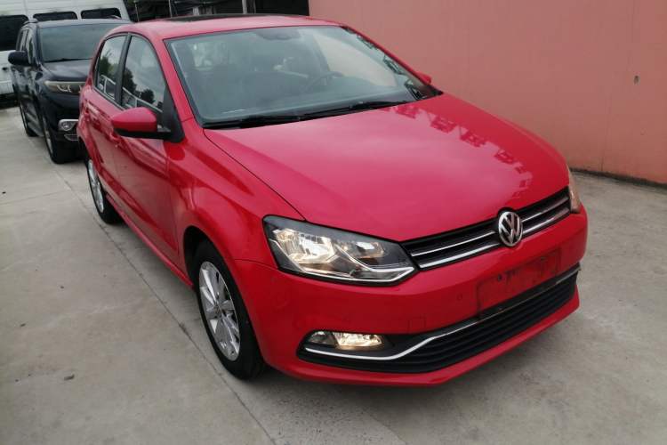 Used Volkswagen Polo 2014 1.6L Automatic Luxury Edition
