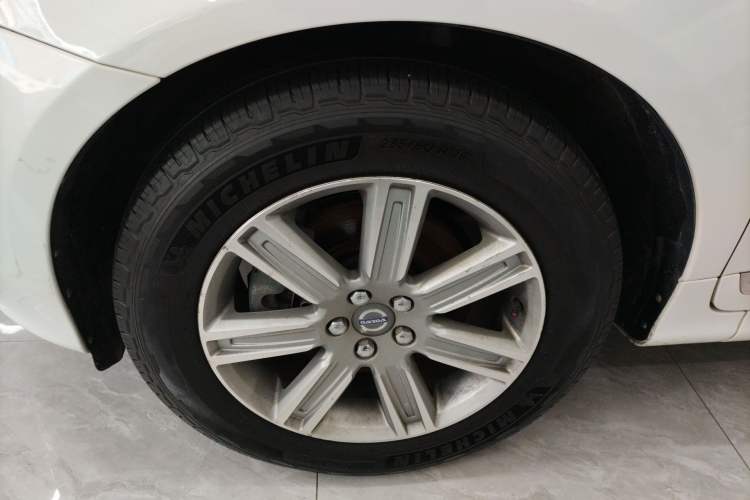 Used Volvo XC60 2015 T5 AWD Zhiyuan Edition Exterior 4