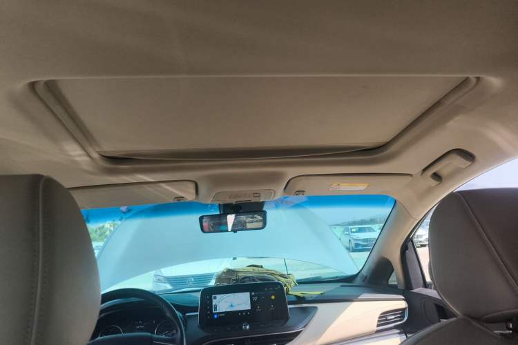 Used Buick GL8 2023 Land Business Class Smart Deluxe Model Headliner