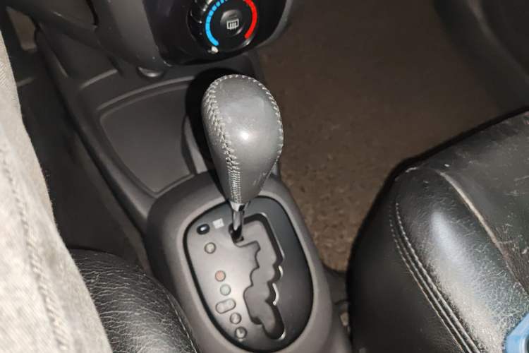 Used Toyota Yaris 2008 1.6 RS Automatic Supreme Edition Gear Lever
