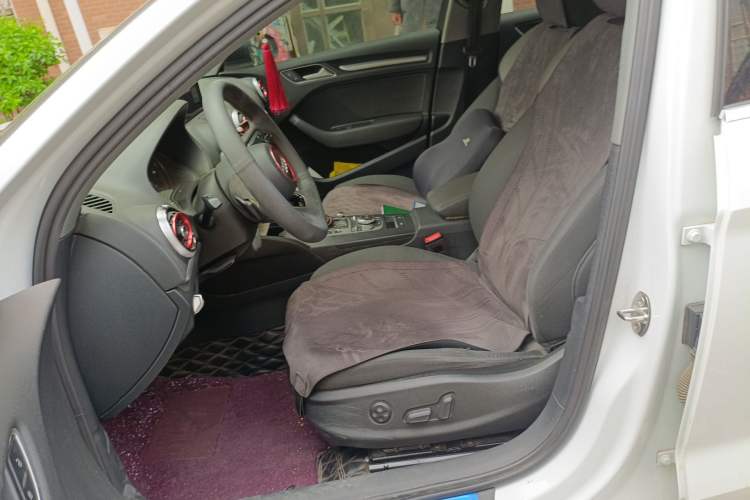 Used Audi A3 2019 Limousine 35 TFSI Sport Edition China V Emission Standard
