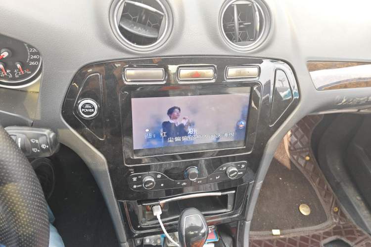 Used Ford Mondeo 2010 2.3L Luxury Version