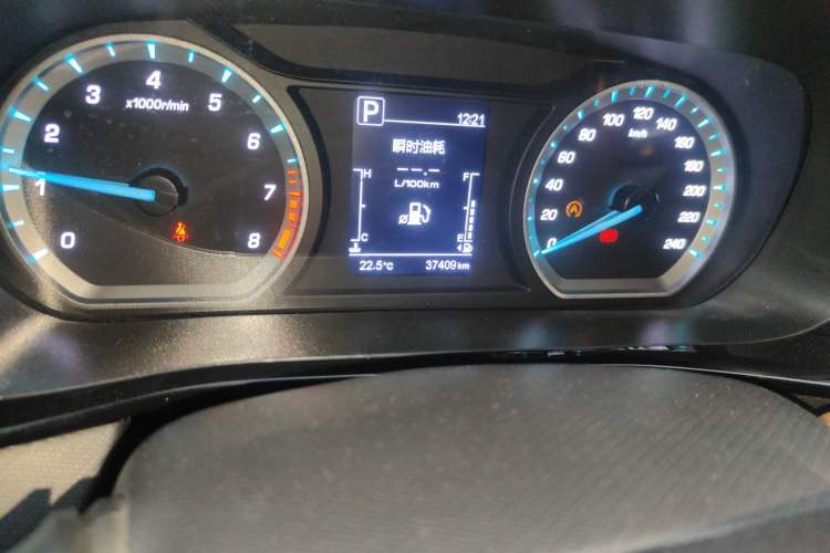 Used CHANGAN OSHAN X5 2023 Enjoy Edition 1.5T DCT Deluxe Model Odometer Close Up