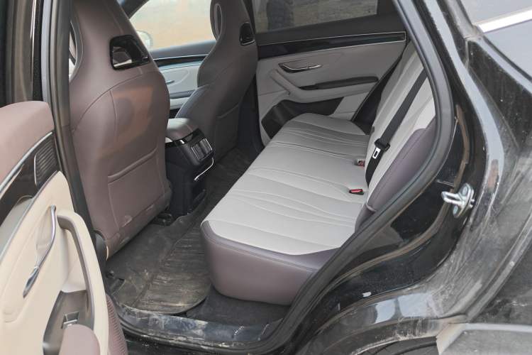 Used BYD Song PLUS New Energy 2025 DM-i 112KM Prestige Model