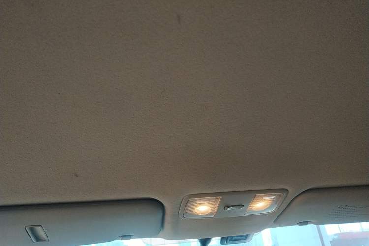 Used Hyundai Verna (older generation) 2014 1.4L Manual Smart GLS Trim
