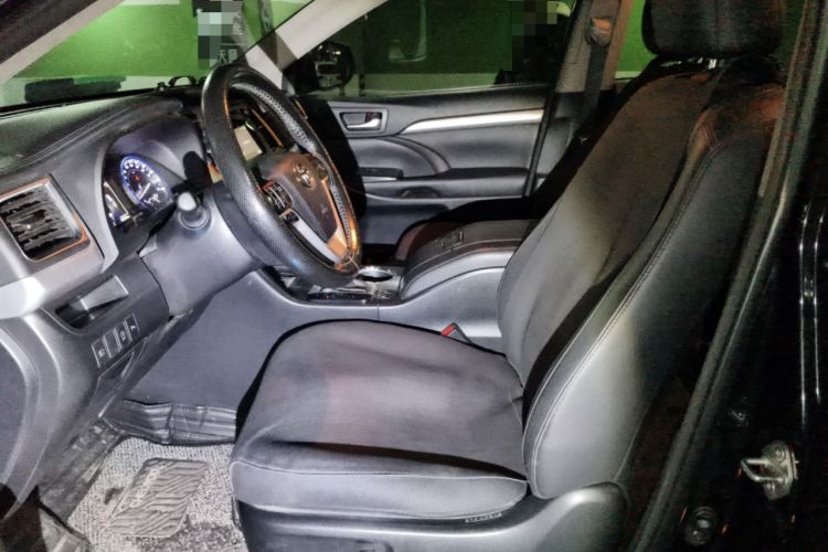 Used Toyota Highlander 2018 2.0T Four-Wheel Drive Luxury Edition 7 Seats China V Emission Standard