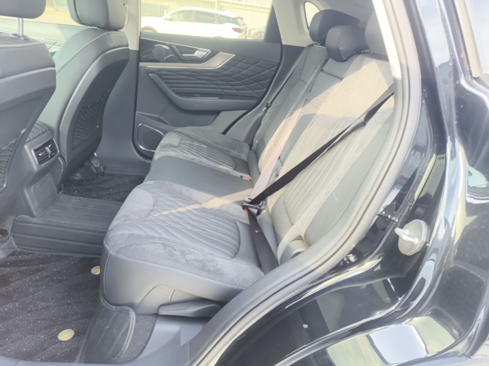 Hongqi HS5 2022 Revised Version 2.0T Smart Connect Flagship Edition — снимка 20