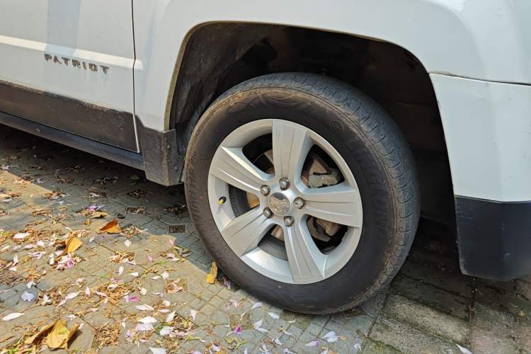 Used Jeep Patriot 2014 2.4L Luxury Navigation Edition