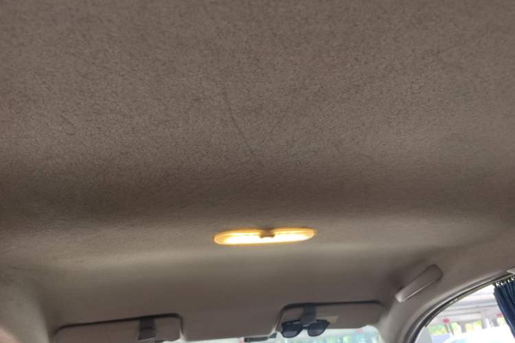 Used Nissan Sunny 2011 1.5XE Manual Comfort Edition Headliner