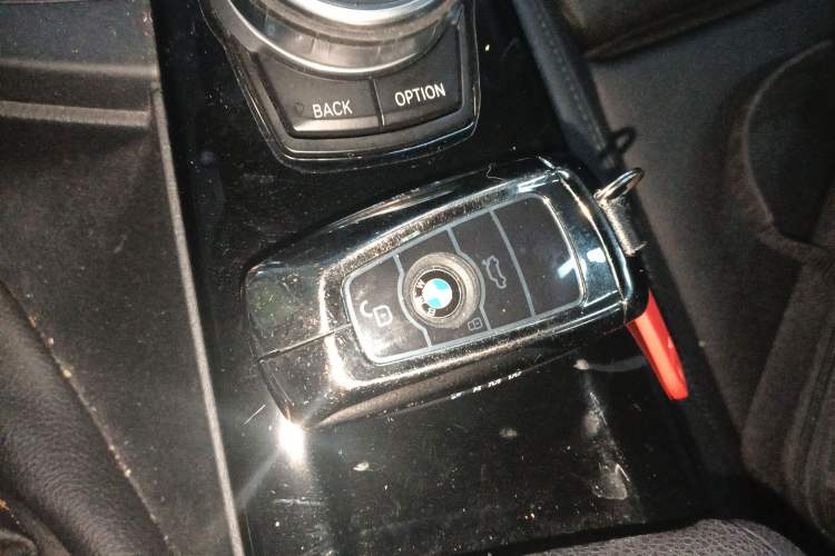 Used BMW 3 Series 2019 320Li Fashion Model
