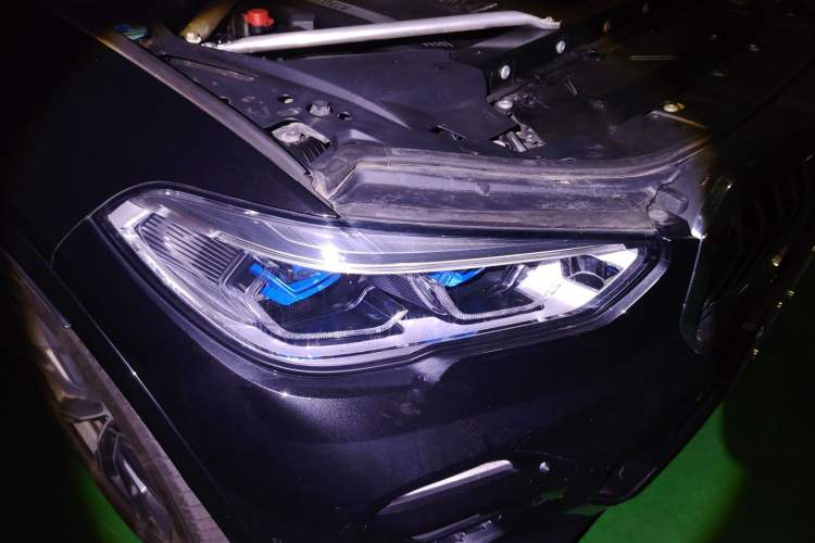 Used BMW X5 2019 xDrive40i M Sport Package Right Front Headlight