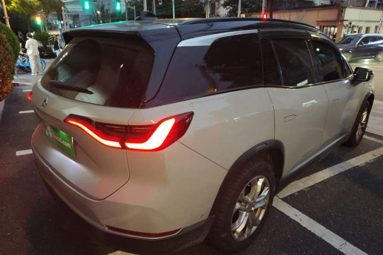 Used Nio ES8 2020 580 km Range 7-Seater Version