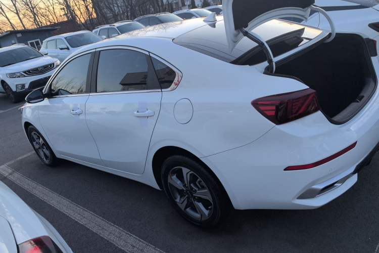 Used Kia K3 2019 1.5L CVT New Sharp Edition
