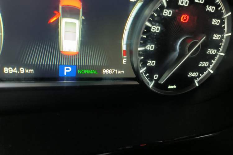 Used GAC Trumpchi M6 2019 270T DCT Luxury Edition (7-seater) China VI
